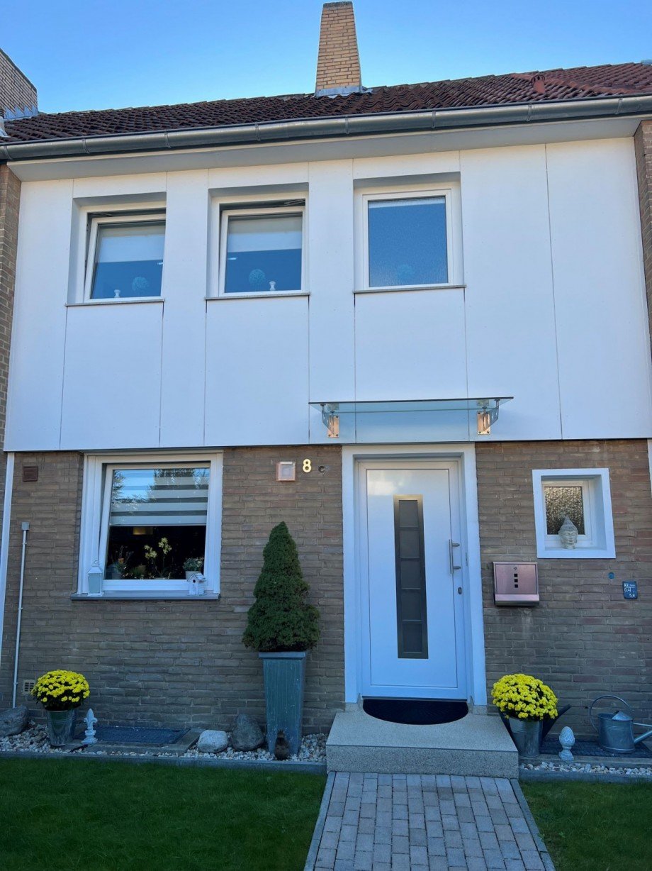 Vorderseite 1 Reihenmittelhaus Hannover