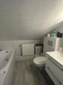 Badezimmer DG Einfamilienhaus nahe S�dsee - mit gro�er Garage, Platz zum Leben & echtem Wohlf�hlfaktor