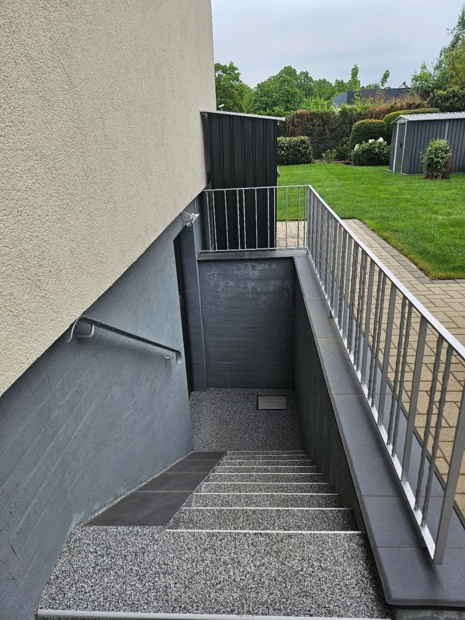 9c4fd90c-9300-41b1-9a88-026231fecc95 Zweifamilienhaus Peine