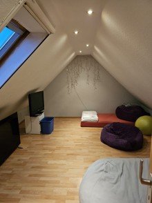 Nutzfl�che Dachgescho�wohnung f�r Selbstnutzer oder als Kapitalanleger in zentrumsnaher Lage !
