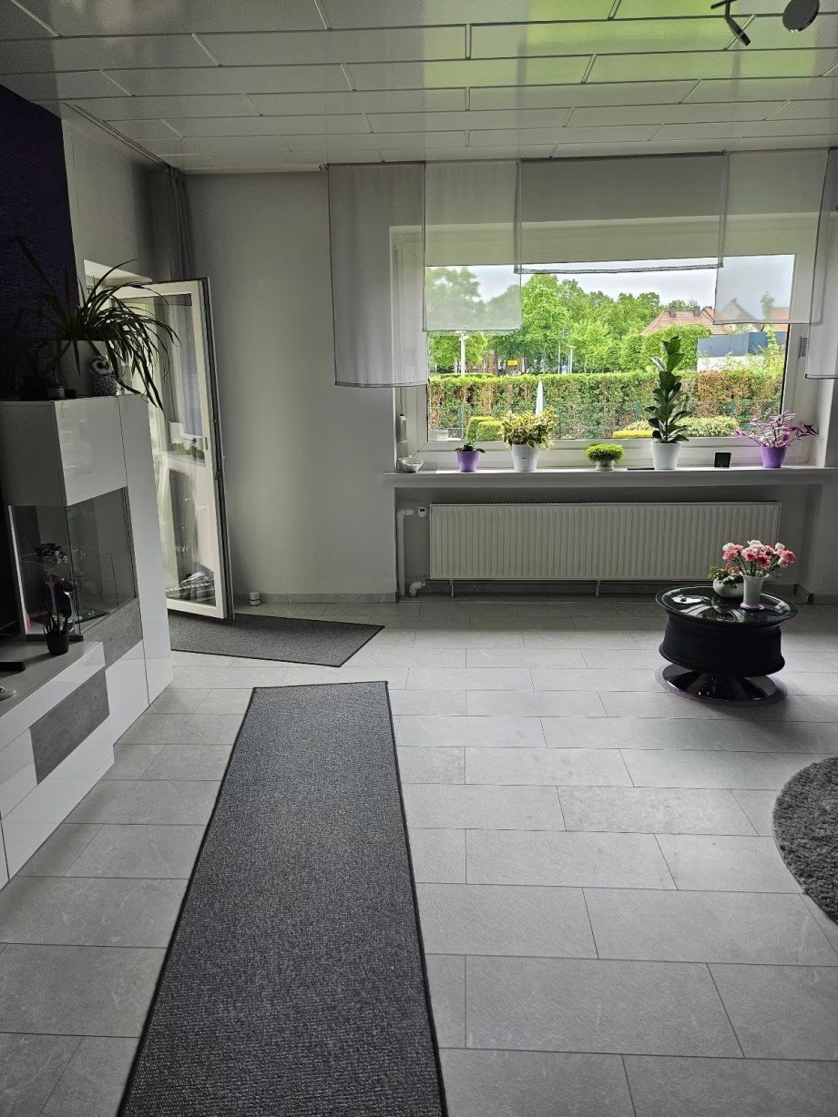 f494c675-8569-4ba9-9943-4c83d67dcf95 Zweifamilienhaus Peine
